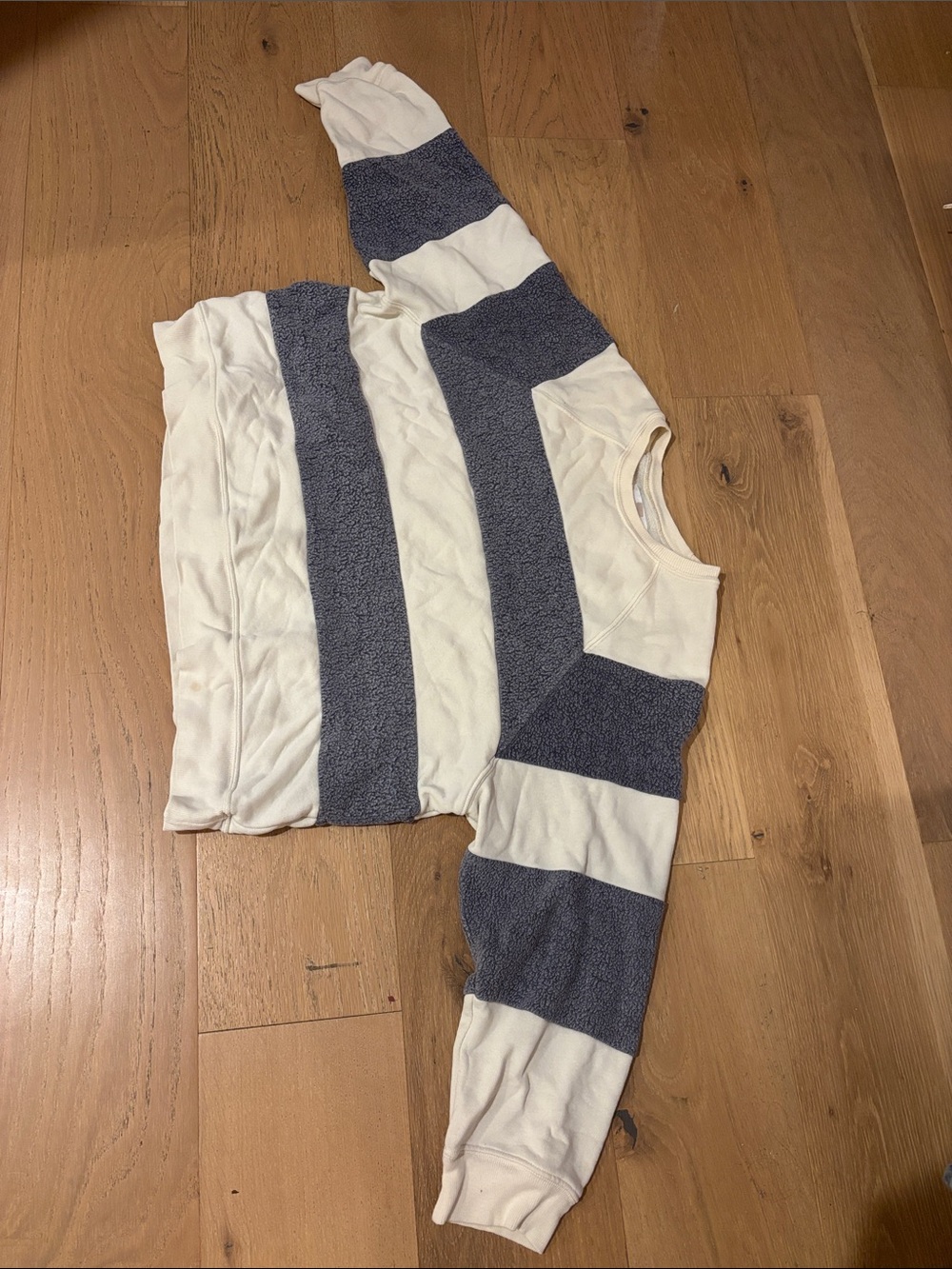The GREAT striped sweatshirt. Size 1